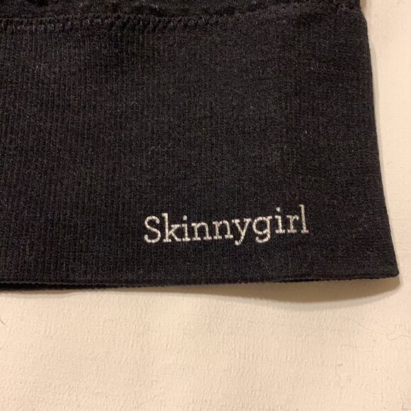 Skinny Girl size medium black sports bra/bralette - Picture 5 of 5
